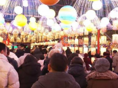旅游过大年 新疆人气旺
