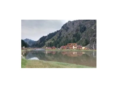 乌鲁木齐到新疆天山大峡谷汽车纯玩